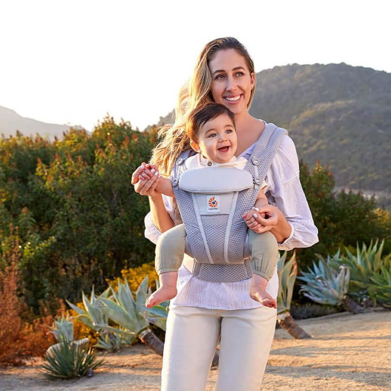 Ergobaby Omni Breeze Pearl Grey - baby carrier