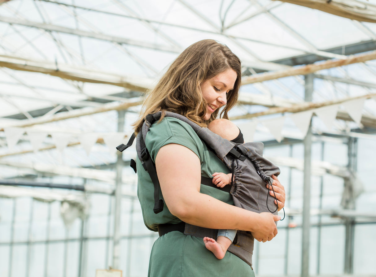 Neko Switch Babytrage - Fett, 2 zusätzliche Kapuzen