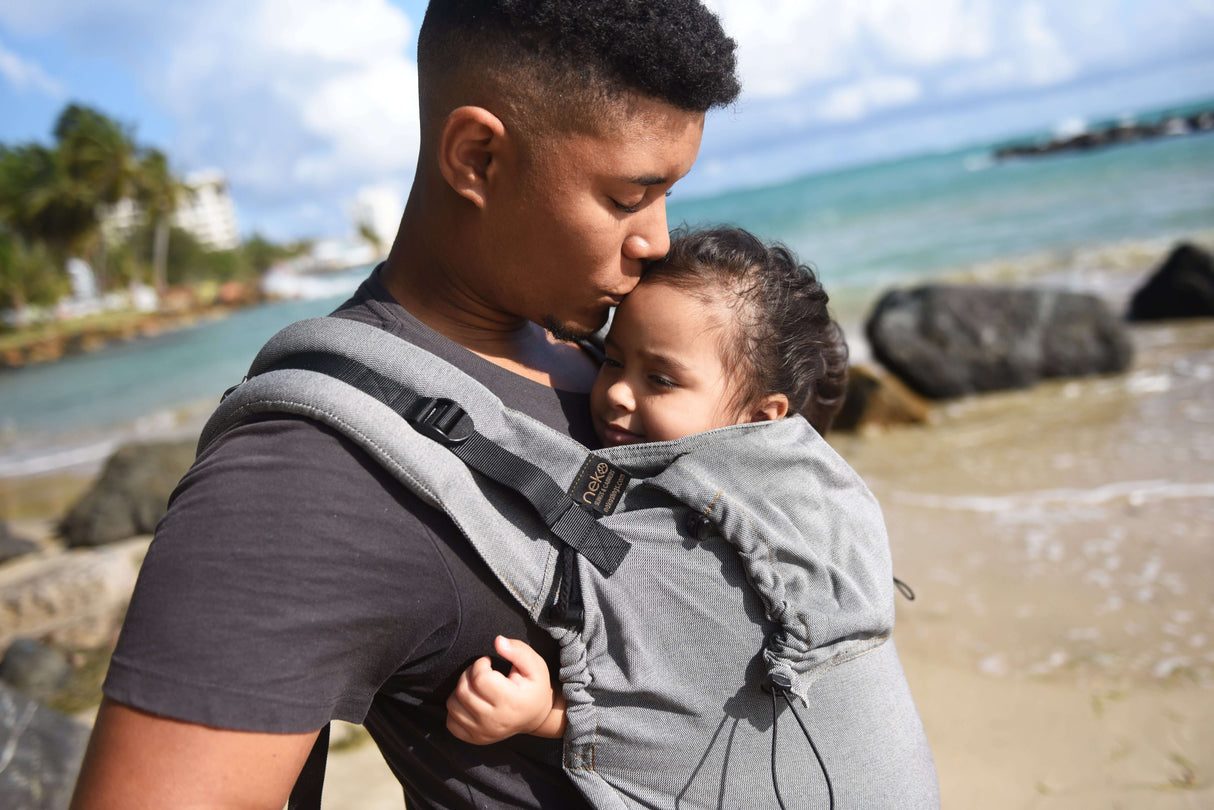 Neko Switch Toddler Carrier - Bold, ergonomic design for comfort and support, perfect for toddlers at the beach | Babymaxi