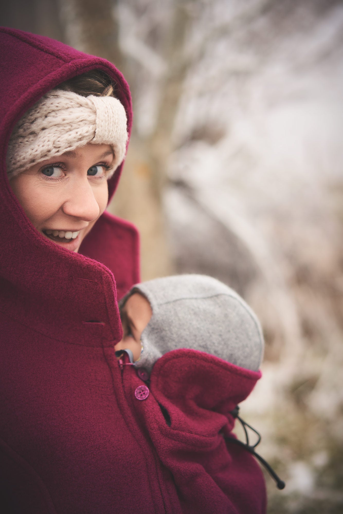 Mini Guide: Babywearing in Cold Weather