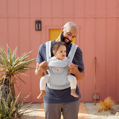 Shop Ergobaby Ergobaby Omni Dream - Pearl Grey at Babymaxi
