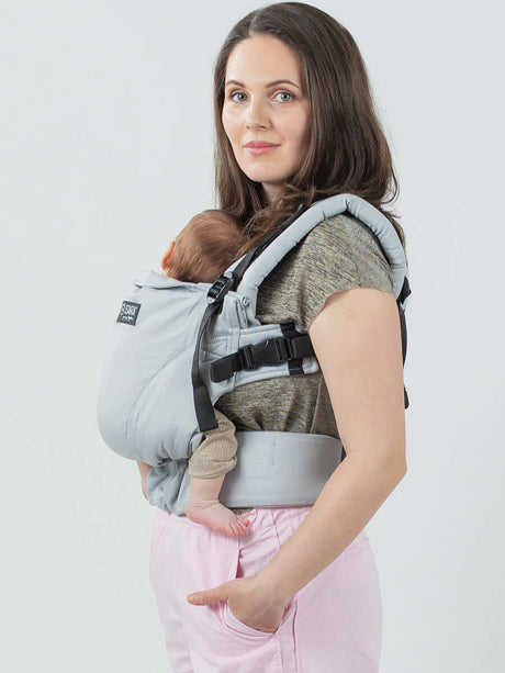 Isara The One - Pearl Grey baby carrier with child for comfort and support. Perfect for family adventures | Babymaxi