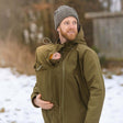 Mamalila Softshell-Allrounder-Babytragejacke für Herren - Khaki