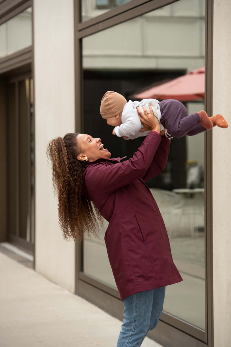 Shop Mamalila Mamalila Berlin All-Season Babywearing Coat – Berry at Babymaxi