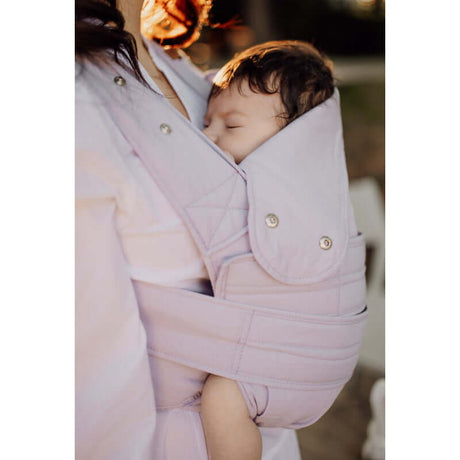 Marsupi Breeze - Lilac baby carrier being used with an infant, showcasing ergonomic design and soft lilac color | Babymaxi