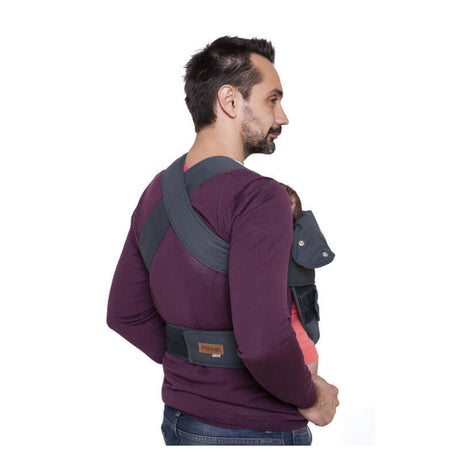 Marsupi Classic - Grey baby carrier in use, ergonomic and stylish, perfect for parents on the go | Babymaxi