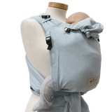 Storchenwiege Talemo BabyCarrier - Aqua with baby in safe and cozy position | Babymaxi