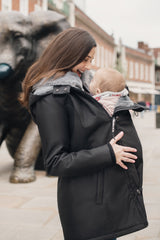 Wombat London Wallaby Tragejacke – Black & Anthrazit